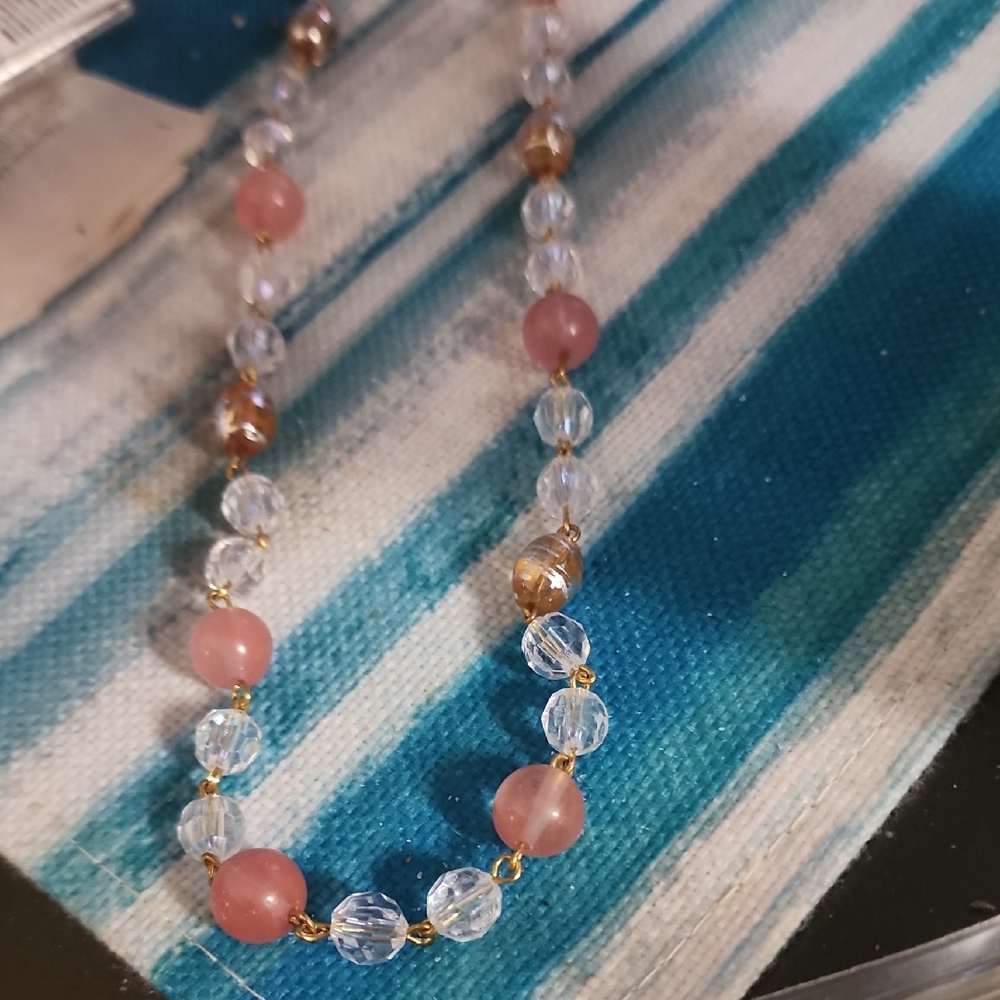 Elegant Beaded Necklace with Pink and Gold Accents